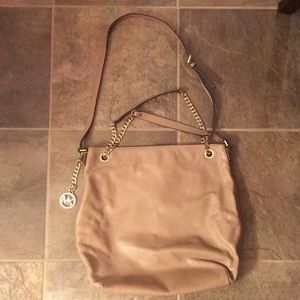 Michael Kors jet set chain shoulder tote